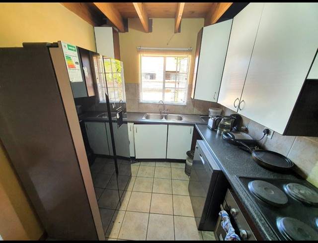 3 BEDROOM TOWNHOUSE FOR SALE IN MONTANA